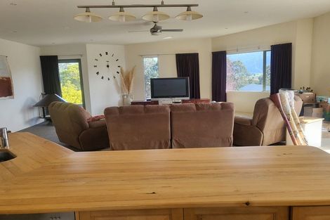 Photo of property in 33 Ruataniwha Drive, Collingwood, 7073