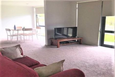 Photo of property in 10/3 Erewhon Place, Birkdale, Auckland, 0626