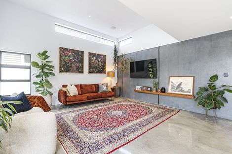 Photo of property in 4 Barriball Street, Fitzroy, New Plymouth, 4312