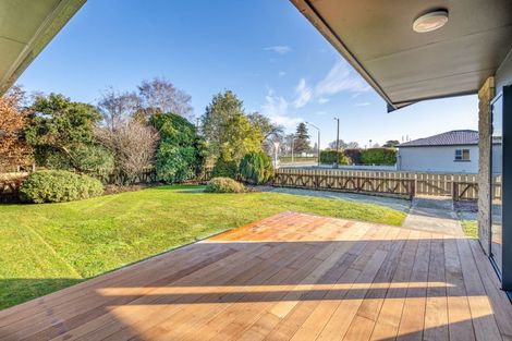 Photo of property in 143 Great North Road, Winton, 9720