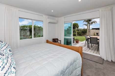 Photo of property in 40 Kowi Lakes Drive, One Tree Point, 0118