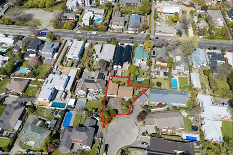 Photo of property in 12 Ladbrokes Place, Fendalton, Christchurch, 8052