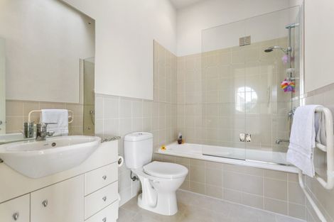 Photo of property in 25 Taurarua Terrace, Parnell, Auckland, 1052