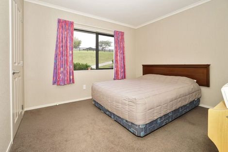 Photo of property in 127 Wallace Road, Temple View, Hamilton, 3289