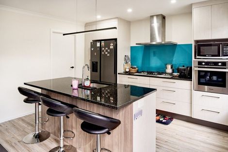 Photo of property in 8 Taiko Place, Kenepuru, Porirua, 5022