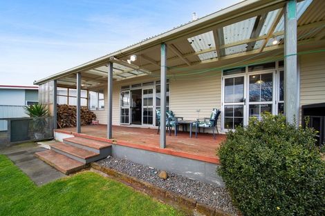 Photo of property in 37 Vogel Street, Hawera, 4610
