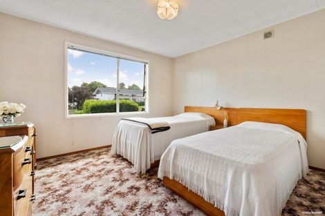 Photo of property in 1 Medina Place, Half Moon Bay, Auckland, 2012