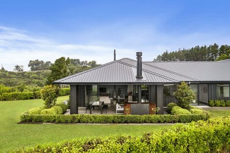 Photo of property in 1 Jack Barry Road, Waitoki, Albany, 0794