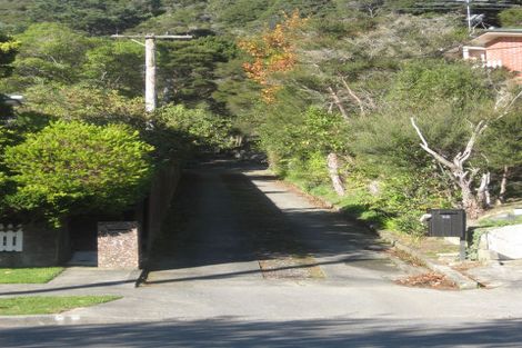 Photo of property in 21 James Grove, Stokes Valley, Lower Hutt, 5019