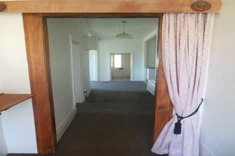 Photo of property in 9 Elm Row, Dunedin Central, Dunedin, 9016