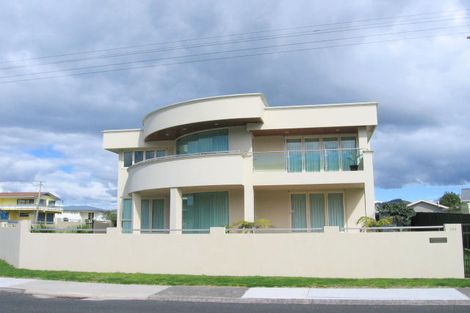Photo of property in 301 Beach Road, Whangamata, 3620