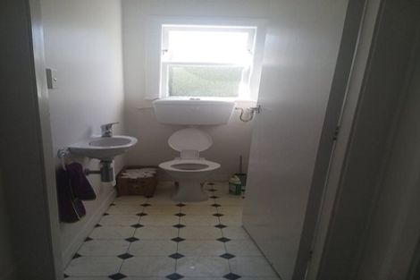 Photo of property in 5 Harland Street, Brooklyn, Wellington, 6021