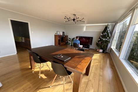 Photo of property in 77 Avonleigh Road, Green Bay, Auckland, 0604