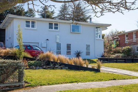 Photo of property in 25 Tamblyn Drive, Lake Roxburgh Village, Roxburgh, 9571