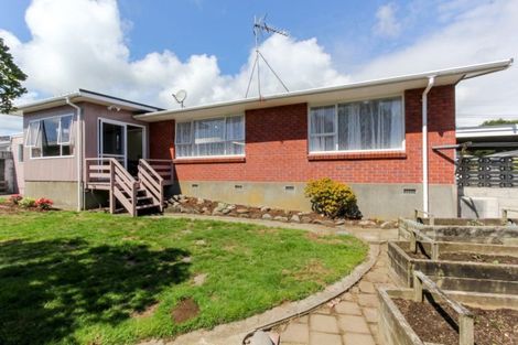 Photo of property in 4 Parsons Street, Vogeltown, New Plymouth, 4310