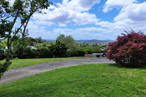 Photo of property in 60b West Lynn Road, Titirangi, Auckland, 0604