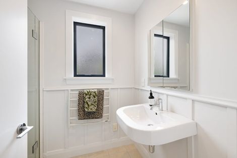 Photo of property in 11 Lloyd Street, Strowan, Christchurch, 8052