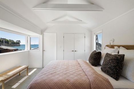 Photo of property in 2/26 Manly Esplanade, Browns Bay, Auckland, 0630