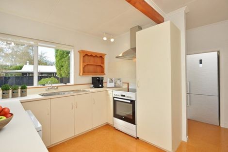 Photo of property in 25 Jellicoe Street, Greytown, 5712