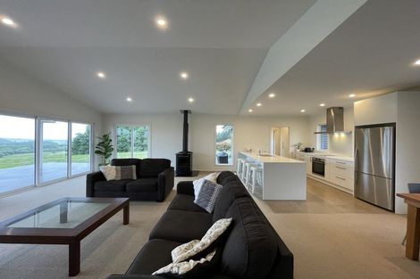 Photo of property in 3367 State Highway 50, Maraekakaho, Hastings, 4171