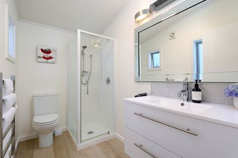 Photo of property in 27 Anarewa Crescent, Kaiteriteri, Motueka, 7197