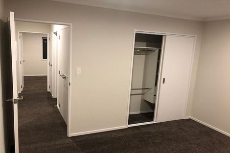 Photo of property in 28 Pooley Street, Pakuranga Heights, Auckland, 2010