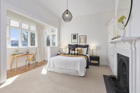 Photo of property in 11 Nevay Road, Miramar, Wellington, 6022