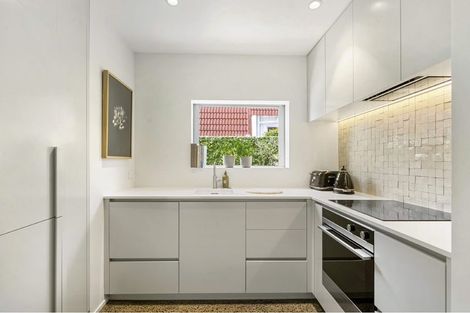 Photo of property in 1/20 Maritime Terrace, Birkenhead, Auckland, 0626