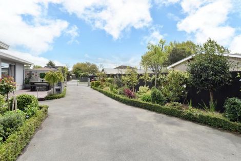 Photo of property in 3 Cam Place, Harewood, Christchurch, 8051
