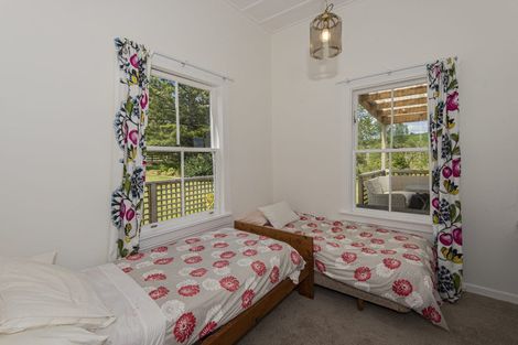 Photo of property in 46 Whakapirau Road, Maungaturoto, 0583