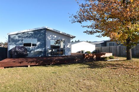 Photo of property in 12 Rhoboro Road, Twizel, 7901