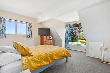 Photo of property in 140 Matsons Avenue, Papanui, Christchurch, 8053