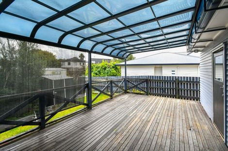 Photo of property in 111 Porchester Road, Papakura, 2110