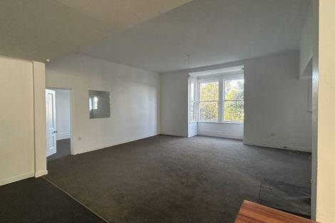 Photo of property in 70 Fairlie Terrace, Kelburn, Wellington, 6021