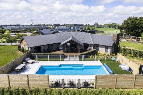 Photo of property in 14 Kingsdowne Drive, West Melton, 7618