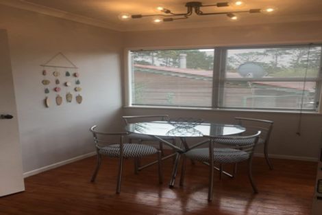 Photo of property in 71 Barrys Road, Glendene, Auckland, 0602