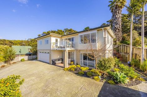Photo of property in 39 Emlyn Place, Torbay, Auckland, 0630