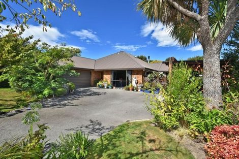 Photo of property in 33 Eders Road, Woodend, 7610