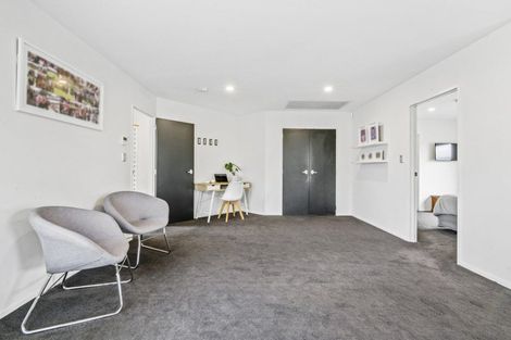 Photo of property in 184b Whangaparaoa Road, Red Beach, 0932