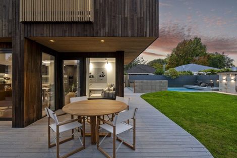 Photo of property in 5 Waiwetu Street, Fendalton, Christchurch, 8052