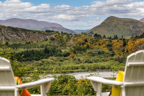 Photo of property in 9 Sew Hoy Lane, Arthurs Point, Queenstown, 9371