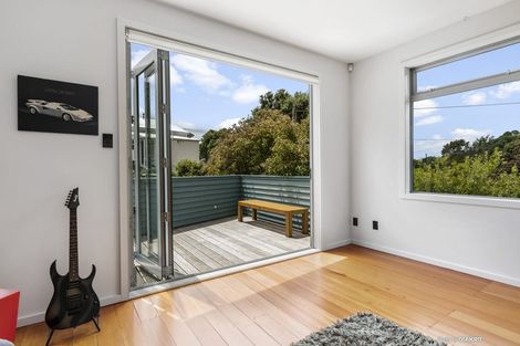 Photo of property in 5 Valley Street, Island Bay, Wellington, 6023