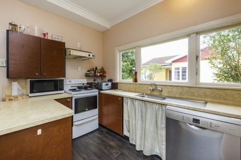 Photo of property in 27 Hardie Street, Hokowhitu, Palmerston North, 4410
