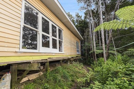 Photo of property in 74 Waiparera Road, Parua Bay, 0192