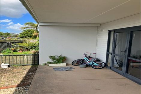 Photo of property in 32/21 Armoy Drive, East Tamaki, Auckland, 2016