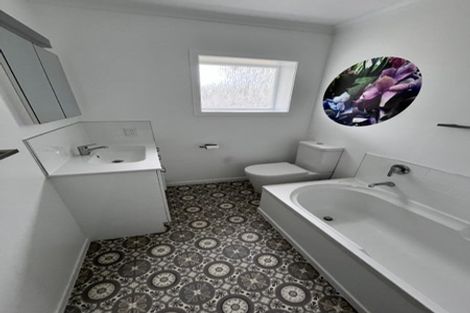 Photo of property in 10 Severn Street, Green Island, Dunedin, 9018