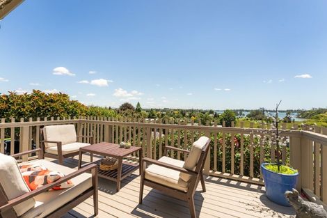 Photo of property in 31 Dingadee Street, Welcome Bay, Tauranga, 3112