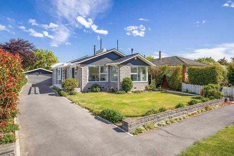 Photo of property in 3 Glenavon Place, Ilam, Christchurch, 8041