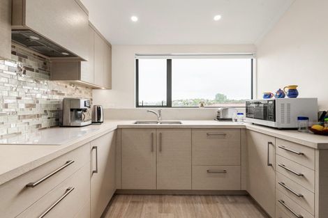 Photo of property in 62 Grosvenor Gardens, Flagstaff, Hamilton, 3210