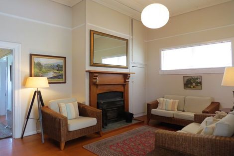 Photo of property in 80 Watt Street, Coromandel, 3506
